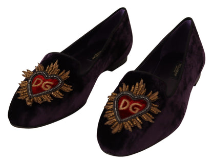 Dolce &amp; Gabbana Chic Purple Velvet Loafers med hjärtdetalj