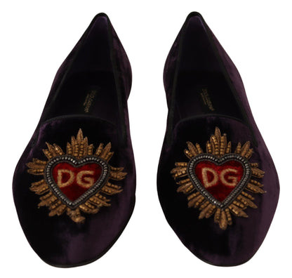 Dolce &amp; Gabbana Chic Purple Velvet Loafers med hjärtdetalj