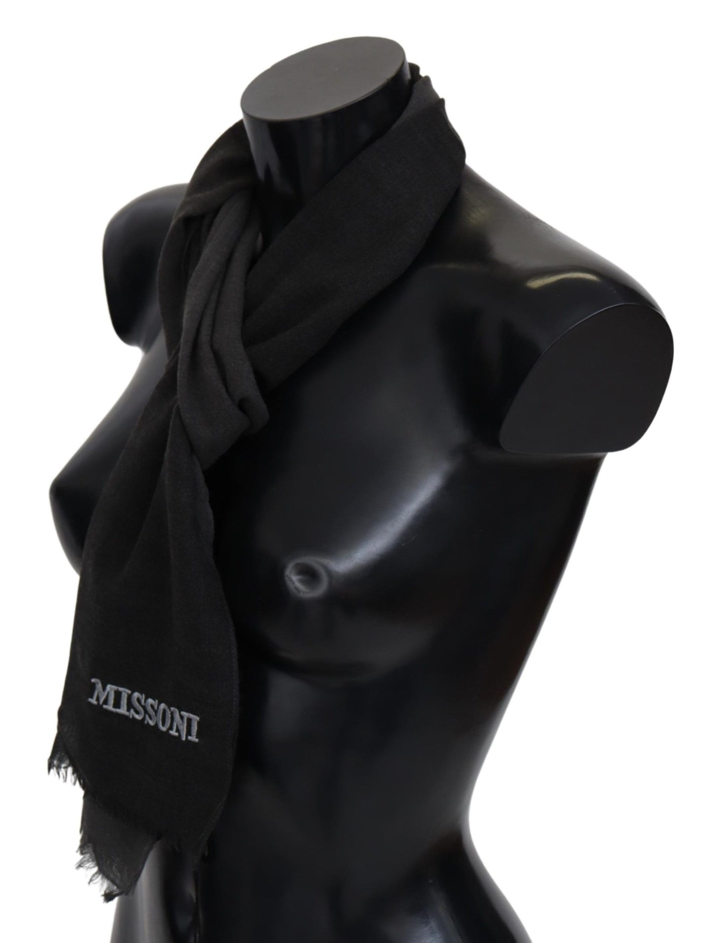 Missoni Elegant Black Wool Scarf med fransar