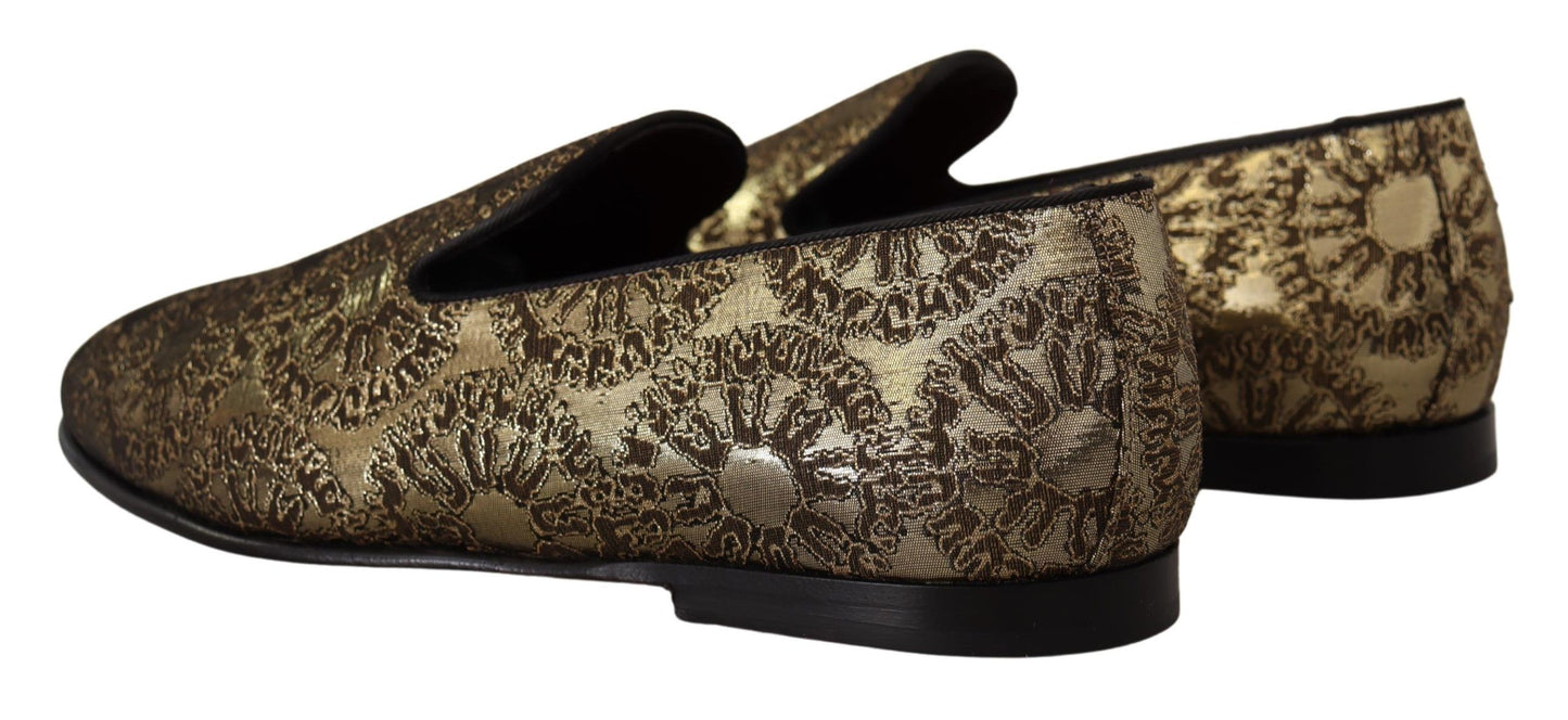 Mocasines y sandalias de vestir en tono dorado de Dolce &amp; Gabbana