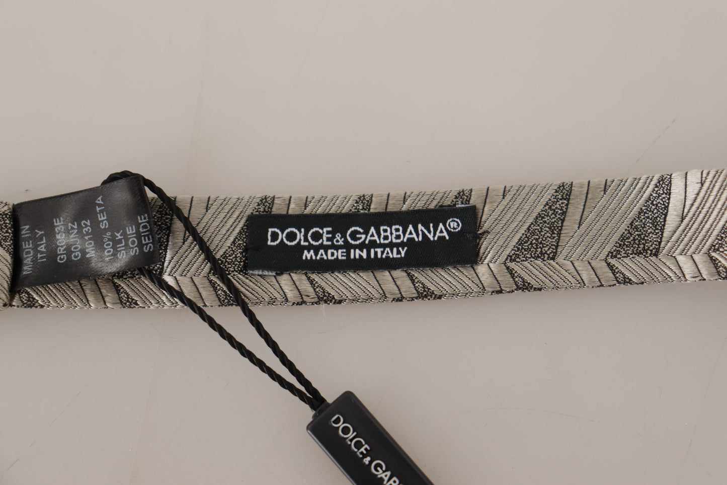 Dolce &amp; Gabbana elegant sidengrå fluga