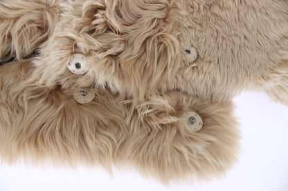 Dolce &amp; Gabbana Elegant Alpaca Fur Shoulder Wrap i Beige