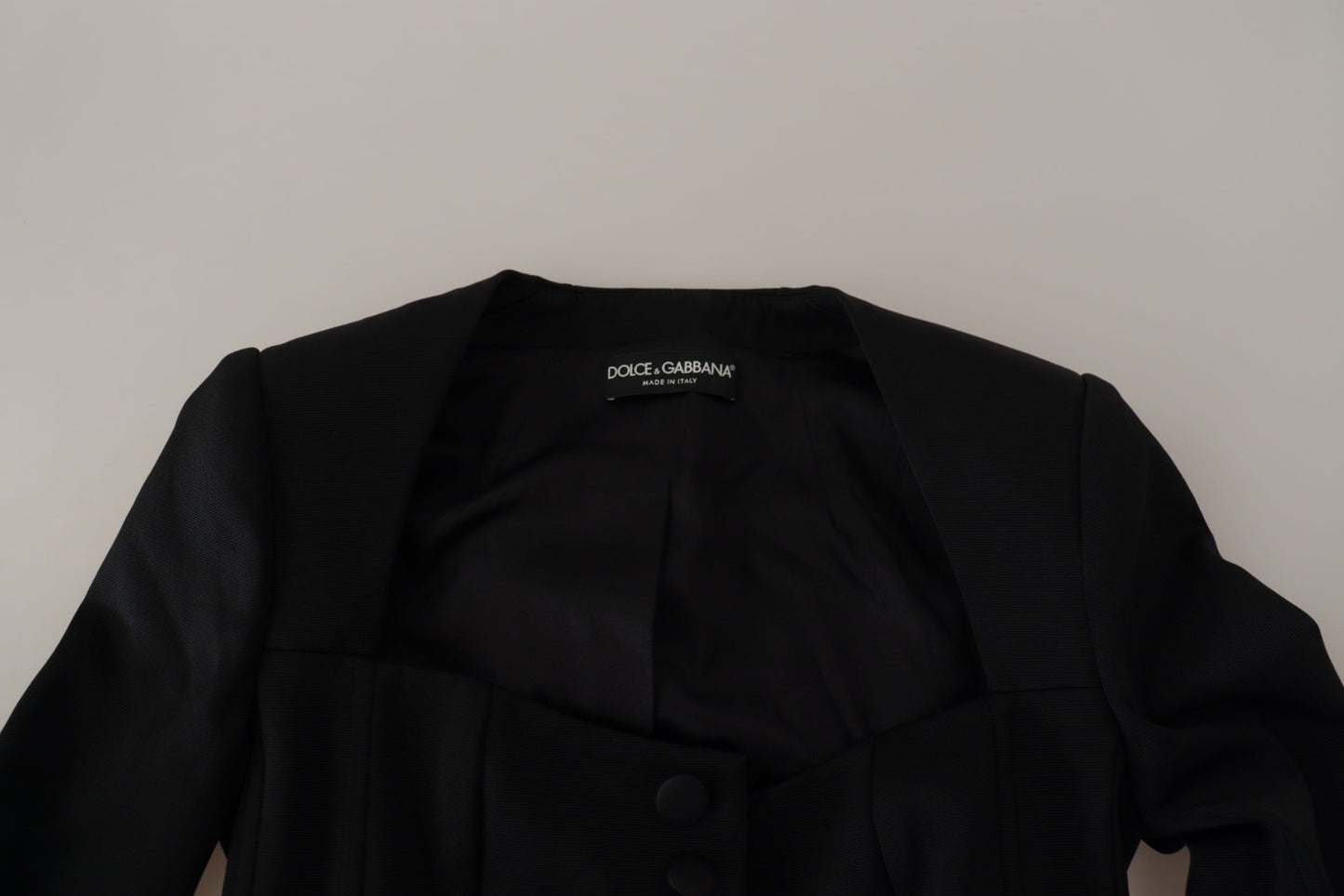 Chaqueta elegante negra con botones a presión y forro de seda de Dolce &amp; Gabbana