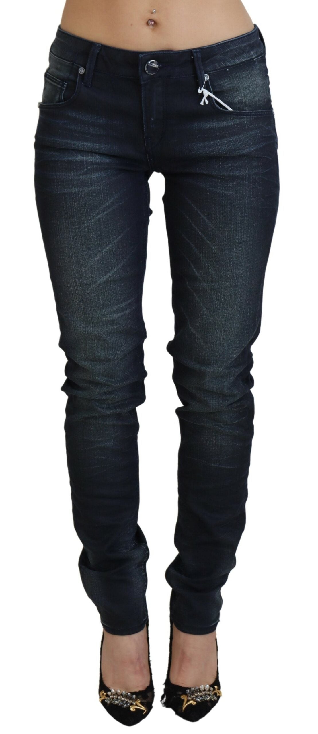 Acht Chic Låg midja Slim Fit denim jeans