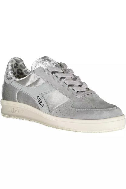 Zapatilla Diadora de piel gris para mujer