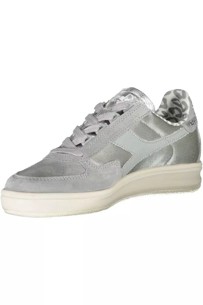 Zapatilla Diadora de piel gris para mujer