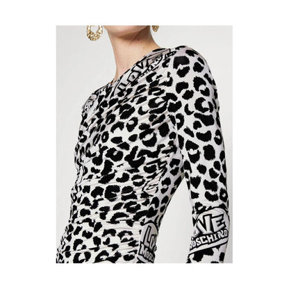 Vestido con escote en V y volantes con estampado de leopardo rojo chic de Love Moschino