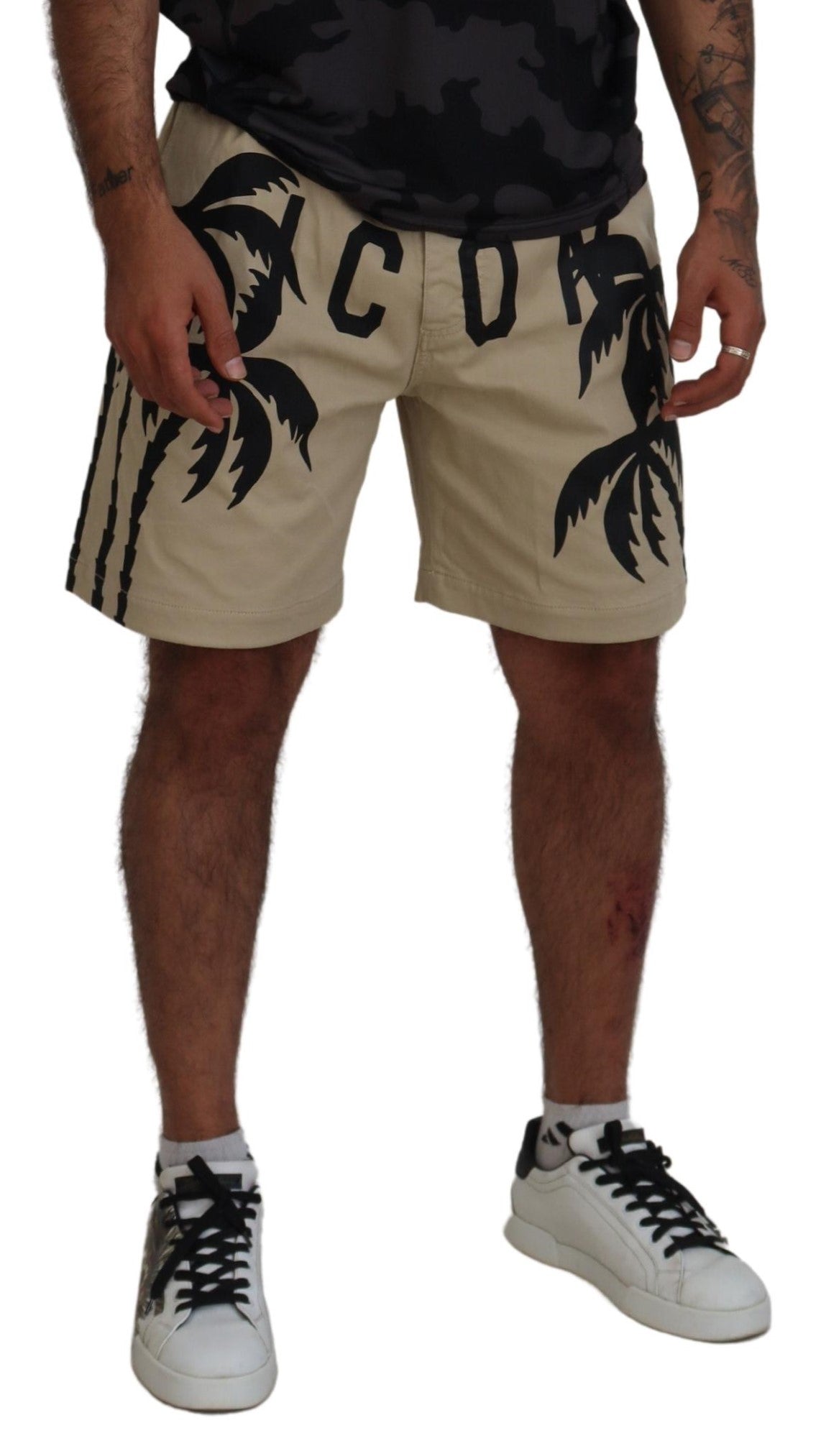 Shorts por encima de la rodilla con estampado de logotipo en algodón beige de Dsquared²