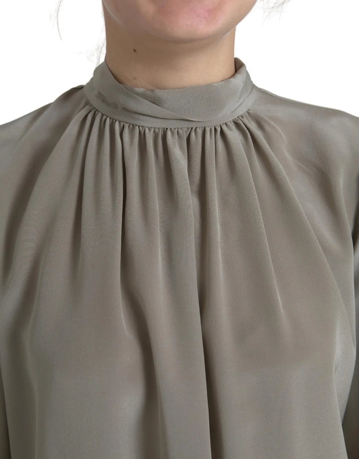 Blusa de manga larga con cuello alto en gris de Dolce &amp; Gabbana