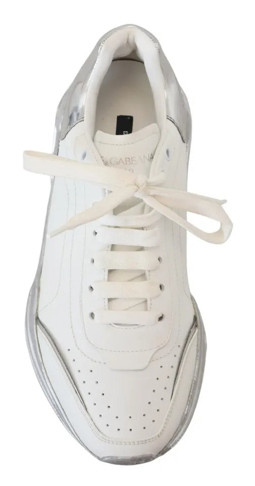 Zapatillas deportivas Daymaster de piel plateada y blanca para mujer de Dolce &amp; Gabbana