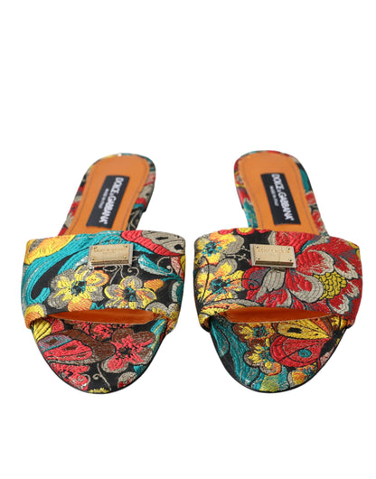 Dolce &amp; Gabbana Flerfärgad blommig brokadlogotyp Flats Sandaler Skor