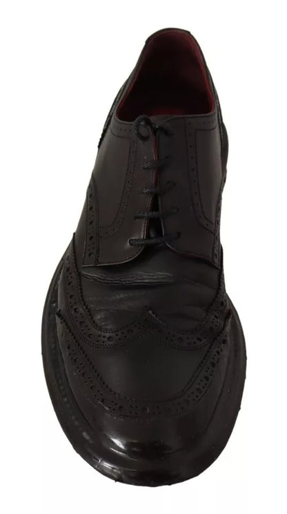 Zapatos de vestir Oxford con diseño brogue de cuero negro de Dolce &amp; Gabbana