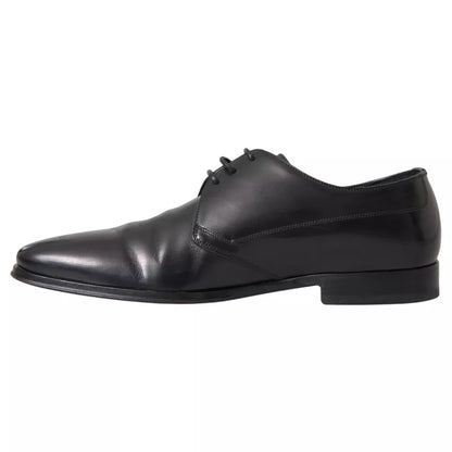 Zapatos de vestir formales Derby de cuero negro de Dolce &amp; Gabbana para hombre