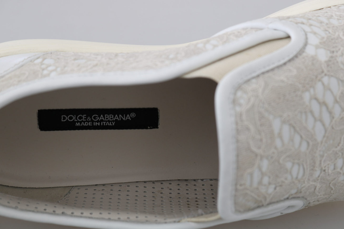 Mocasines elegantes en color blanco roto de Dolce &amp; Gabbana para mujer